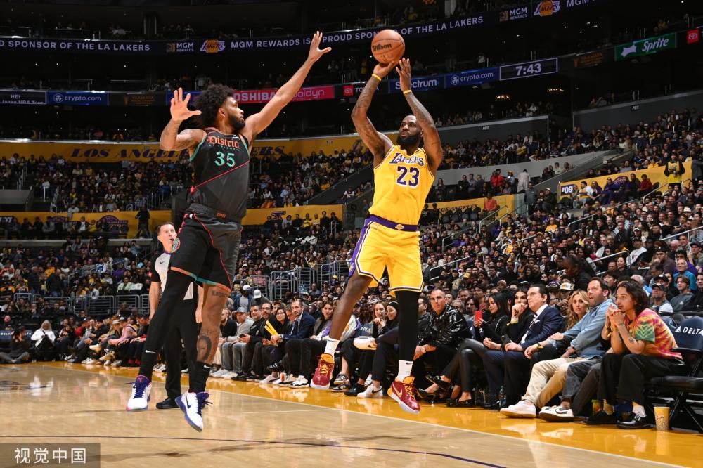 加盟NBA