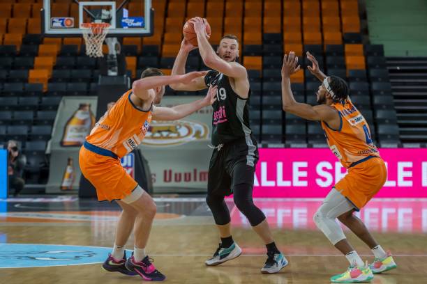 增强中场实 增强中场实