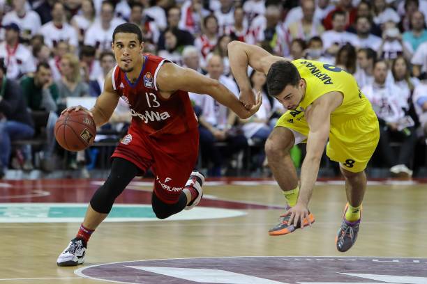 在足球比赛 在足球比赛